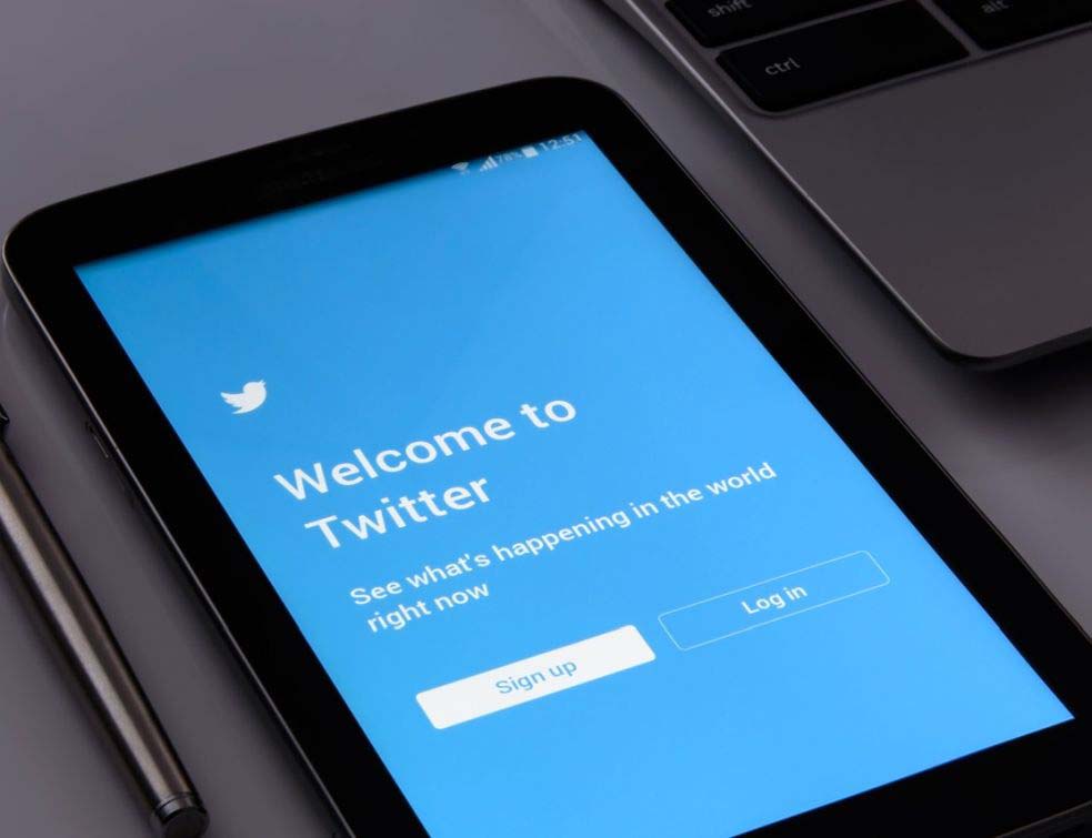 Друштвена апликација ''Твитер'' тестира нове функције порука